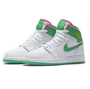 👟HOST PICK👟Nike Air Jordans 11/15 Sz 2Y👟